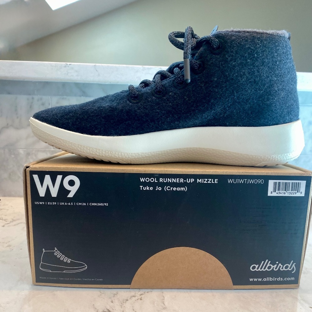NWT Allbirds Women's Wool Runner-Up Mizzles Hight Top, CharoalGrey Creme, Size 9